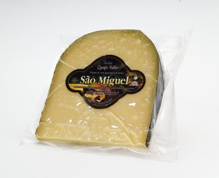 Picture of Sao Miguel Cured Cheese PDO 9 Months Sliced